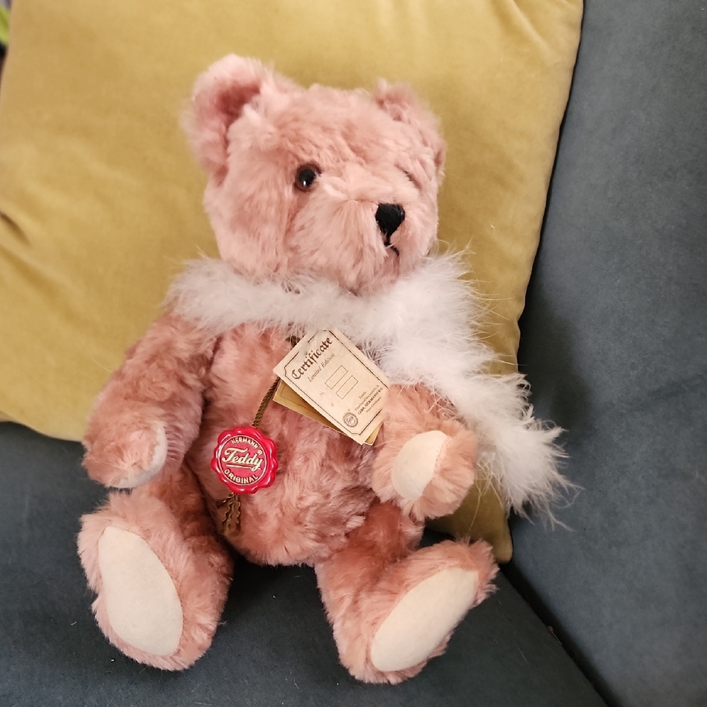Mohair Hermann 1990 Limited Edition Rose Teddy Bear